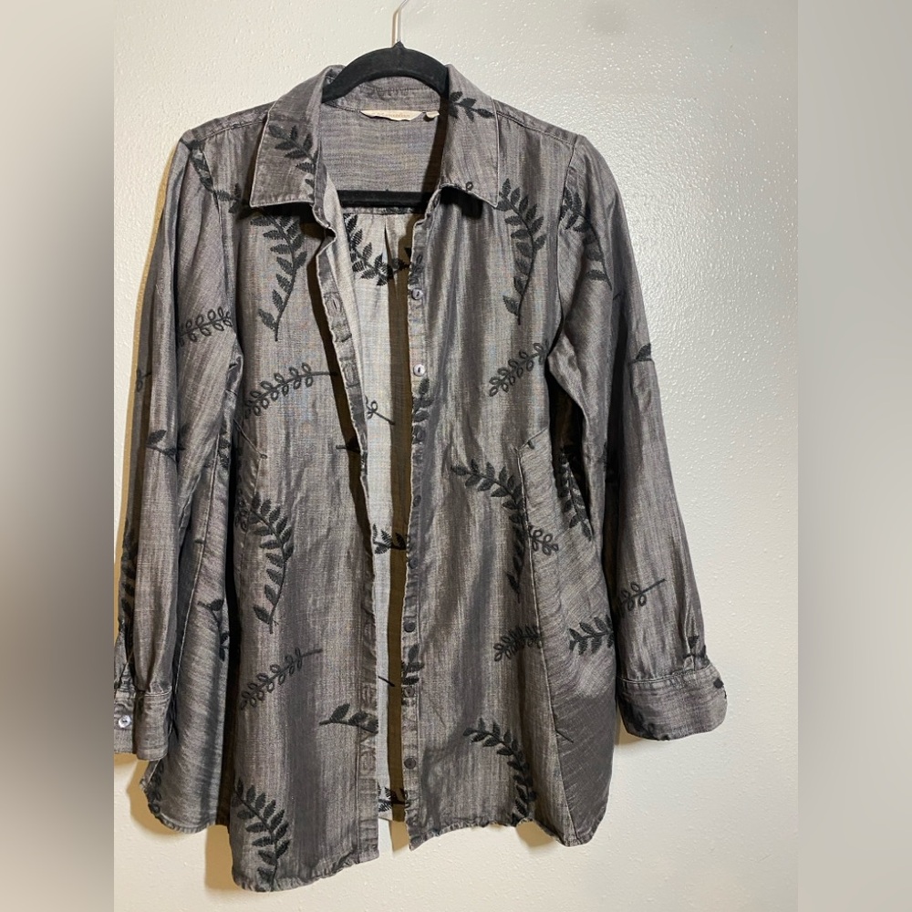 Soft Surroundings Charcoal Button-Up Shirt